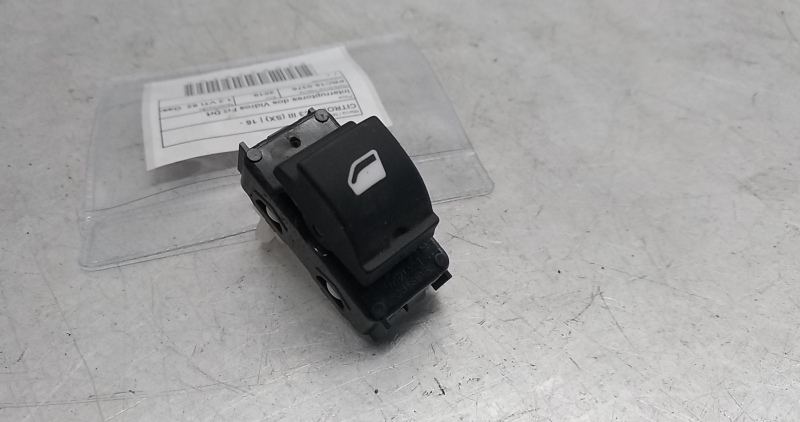 Interruptores dos Vidros Frt Drt (20322949).