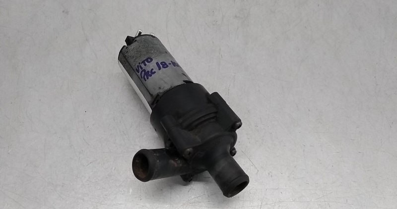 Bomba de Água MERCEDES-BENZ VITO Caixa (638) | 97 - 03