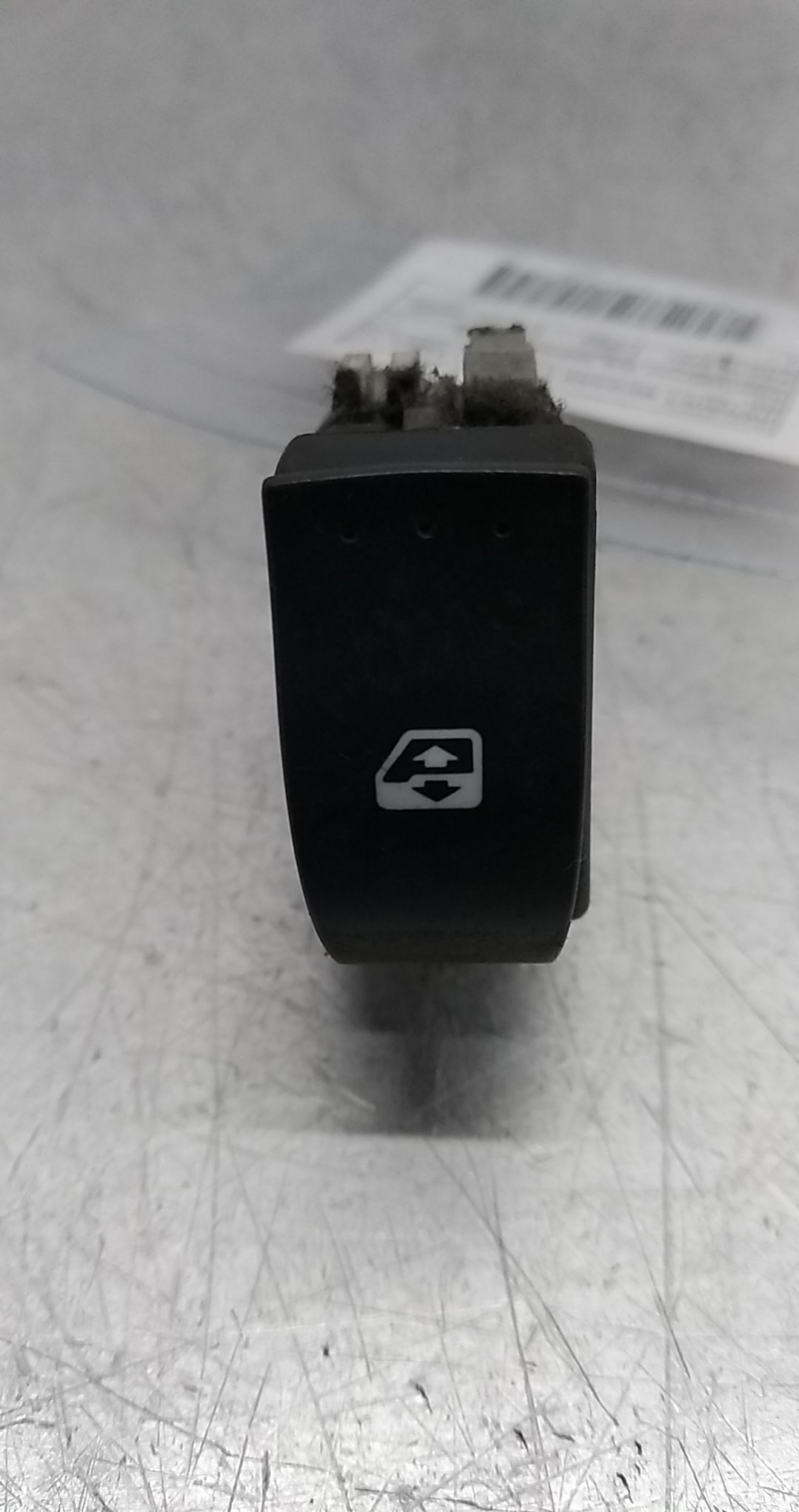 Interruptores dos Vidros Trs Esq (20345617).