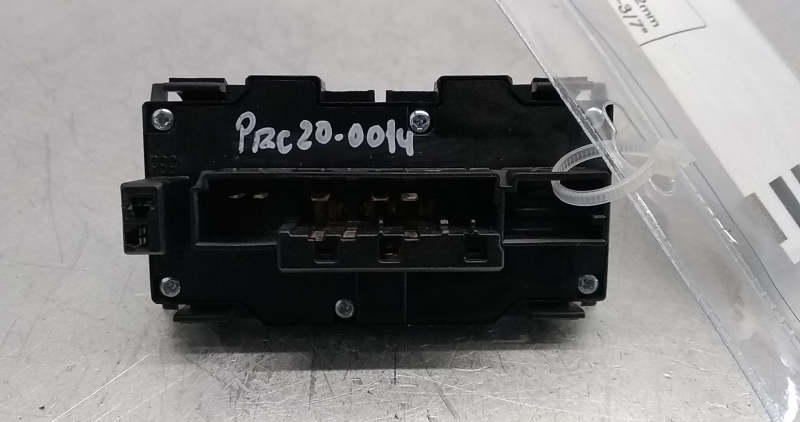 Hazard warning lights MERCEDES-BENZ CLK (C208) | 97 - 03 Imagem-1