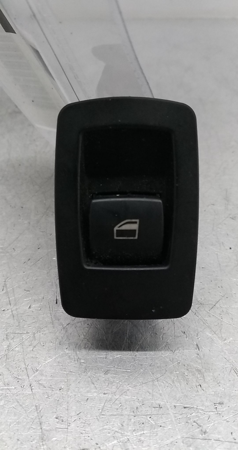 Interruptores dos Vidros Trs Esq (20354204).