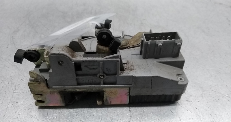 Front right lock PEUGEOT 406 (8B) | 95 - 05 Imagem-1