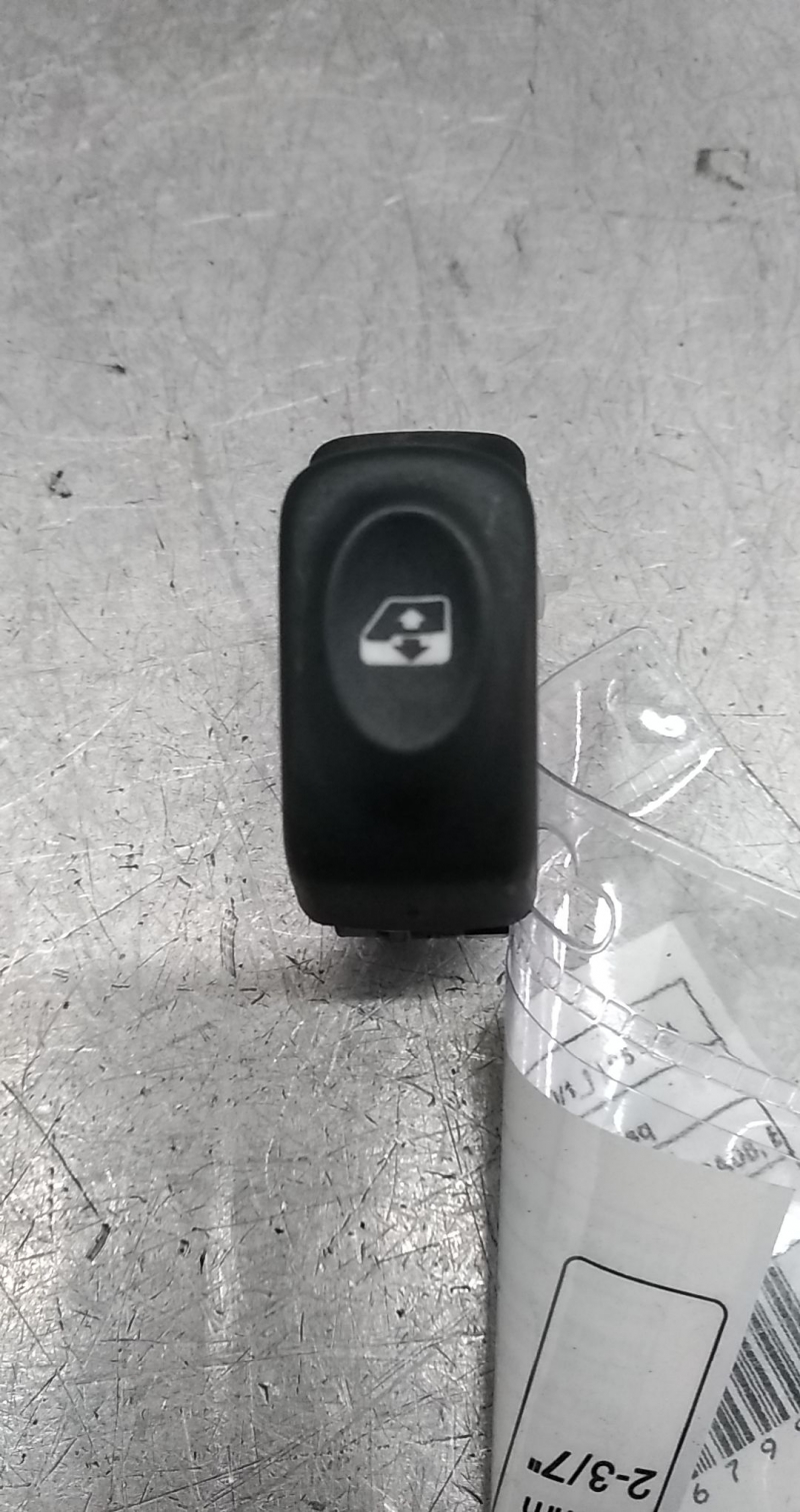 Interruptores dos Vidros Frt Esq (20356798).