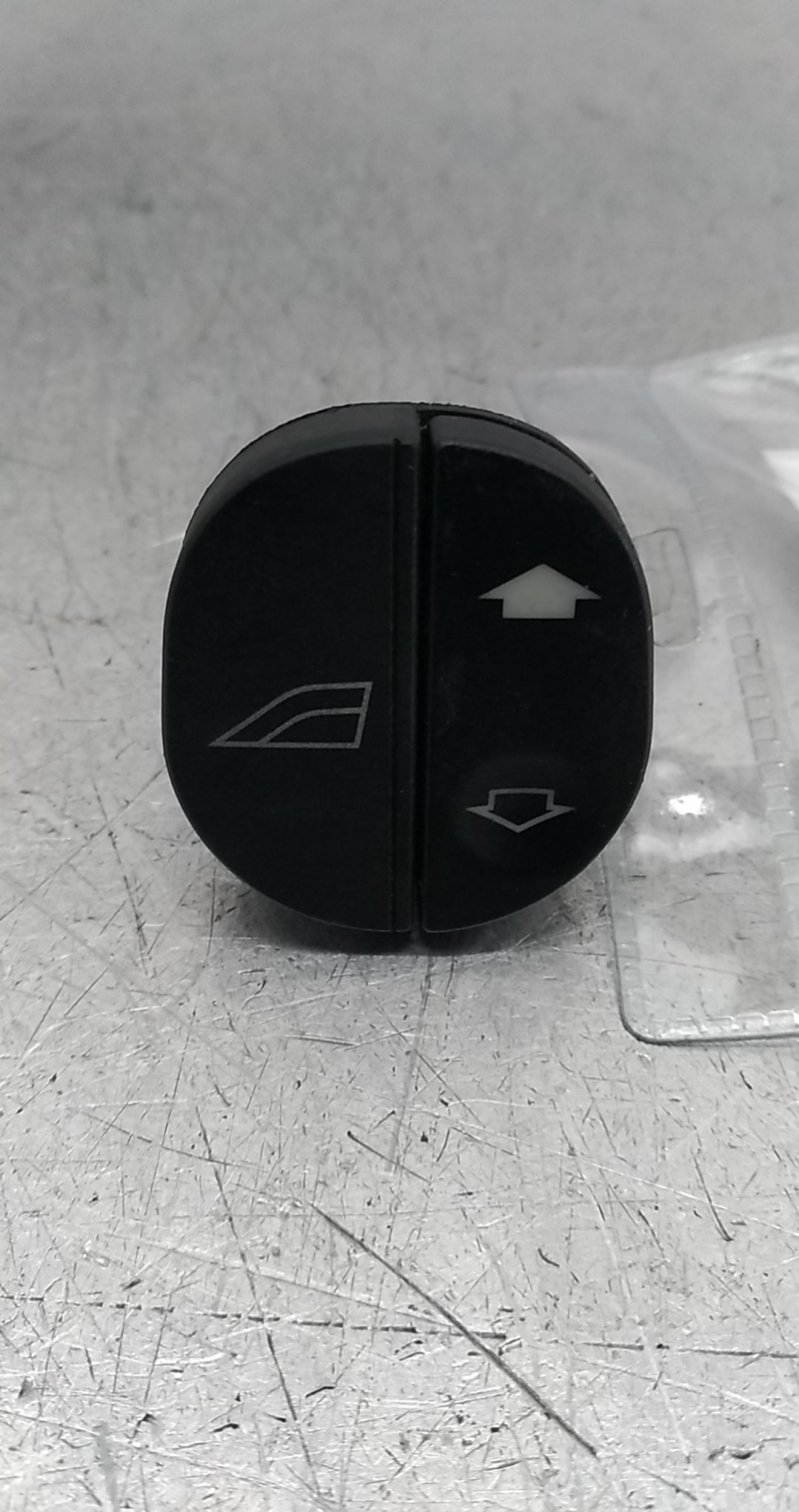 Interruptores dos Vidros Frt Drt (20360812).