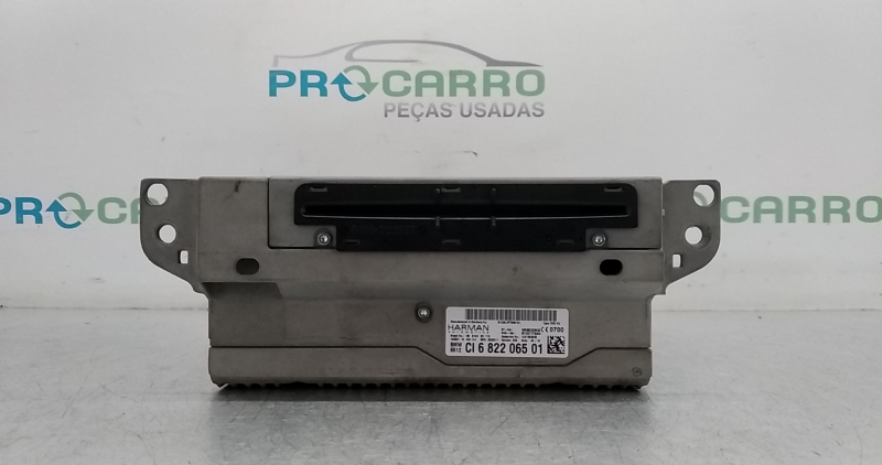 Auto Rádio (20364143).