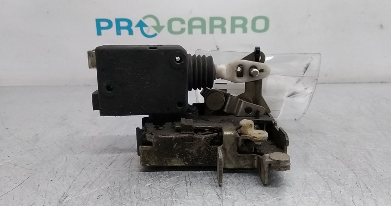 Fecho da Porta Frente Esq (20368028).