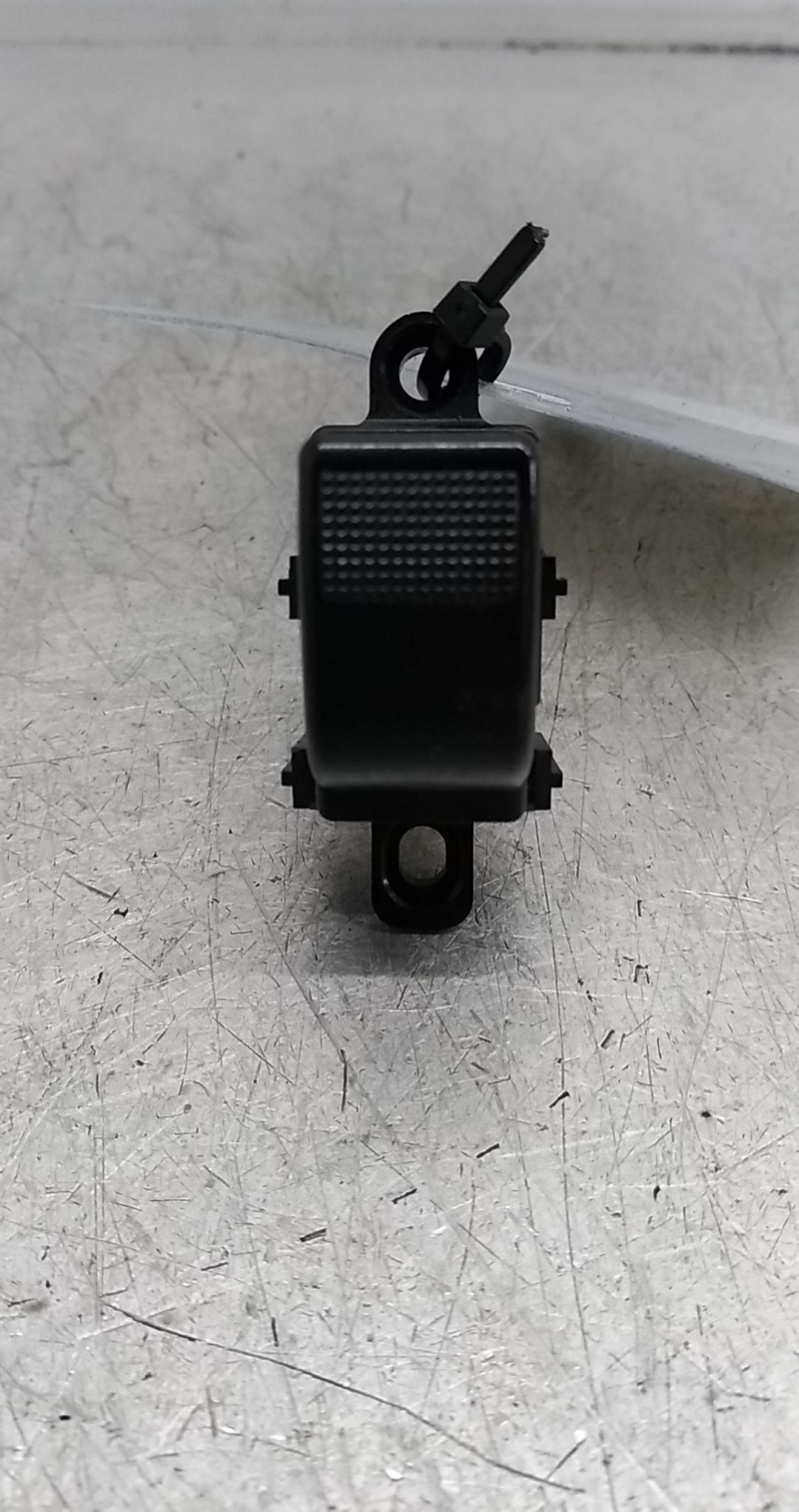 Interrupteur de vitre arrière gauche MAZDA 6 Hatchback (GG) | 02 - 08