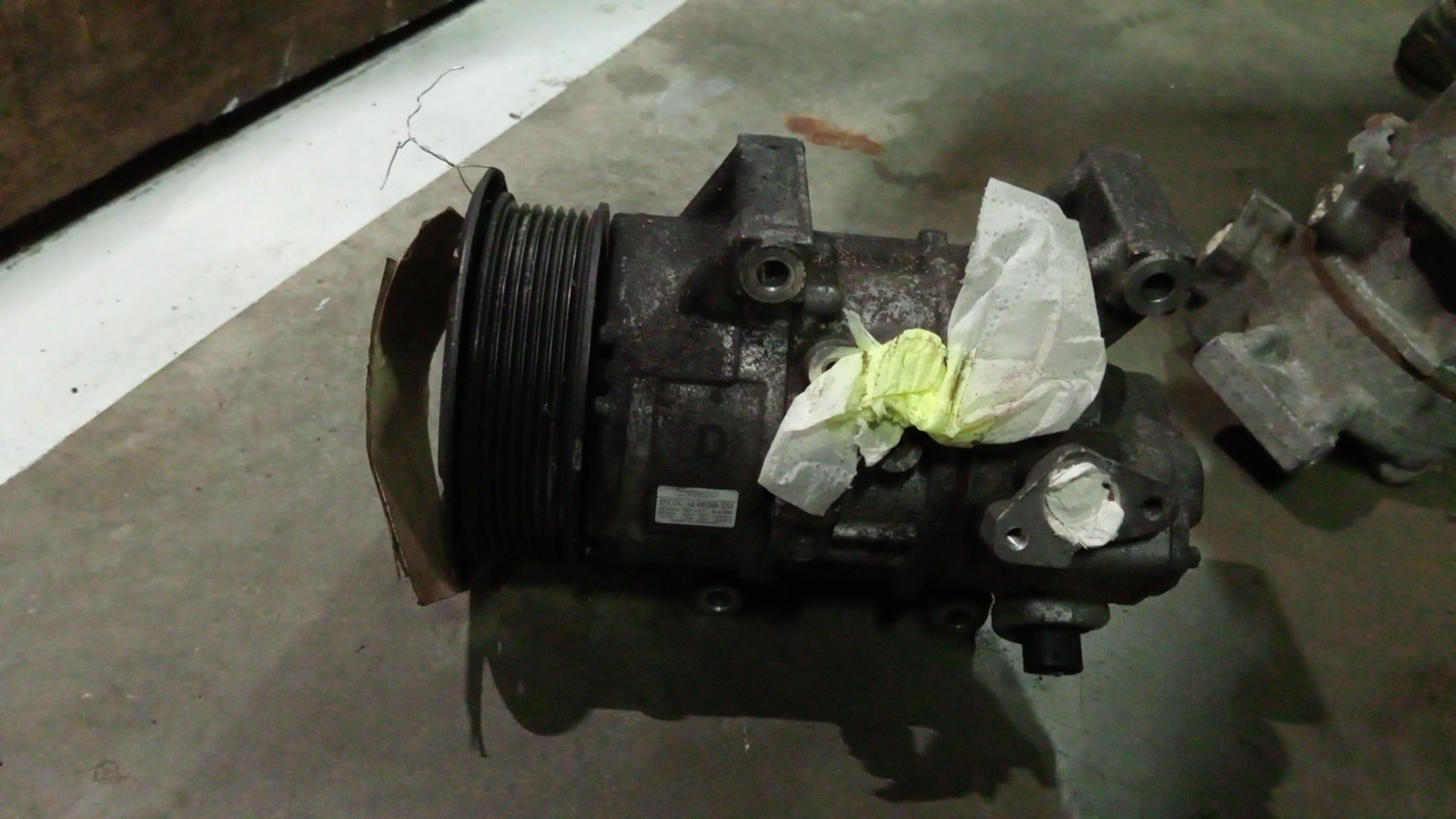 Compressor do Ar condicionado TOYOTA AVENSIS três volumes (_T27_) | 08 - 18 Imagem-1