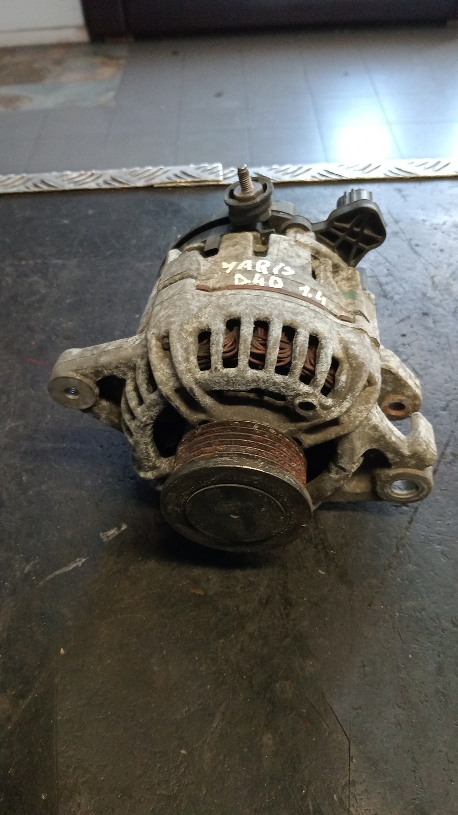 Alternador TOYOTA YARIS (_P1_) | 99 - 05 Imagem-1