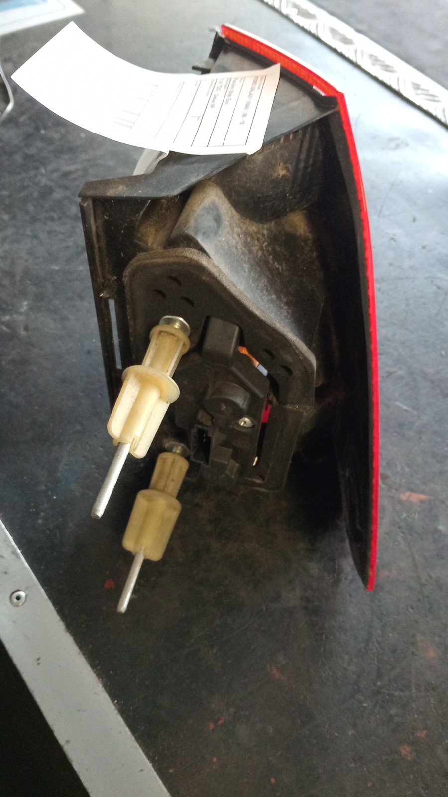 Farolim Stop Esq FORD - ID S_115036