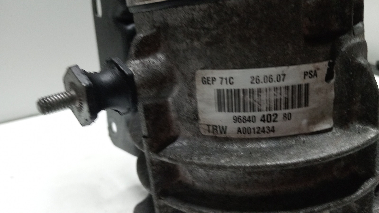 Bomba Direcção Assistida CITROEN C4 Picasso I Veículo multiuso (UD_) | 06 - 15 Imagem-1