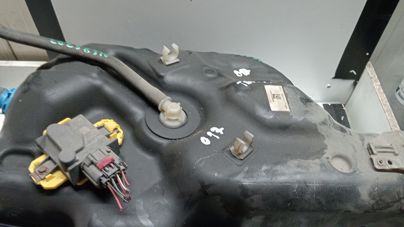 Deposito de Glicirina FORD TRANSIT V363 Autocarro (FAD, FBD) | 13 -  Imagem-1