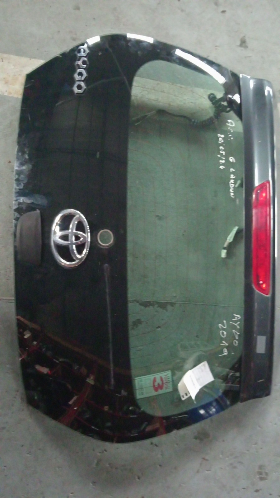 Tampa da Mala TOYOTA AYGO (_B4_) | 14 -  Imagem-1