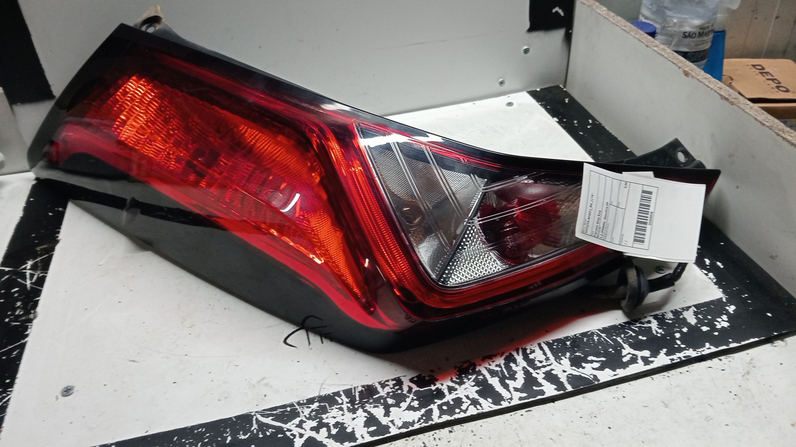 Farolim Stop Esq TOYOTA - ID S_118535