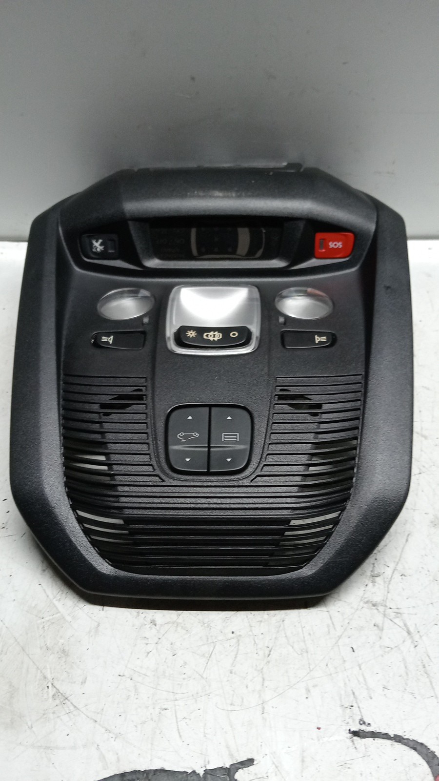 Plafounier PEUGEOT 5008 II | 16 -  Imagem-1