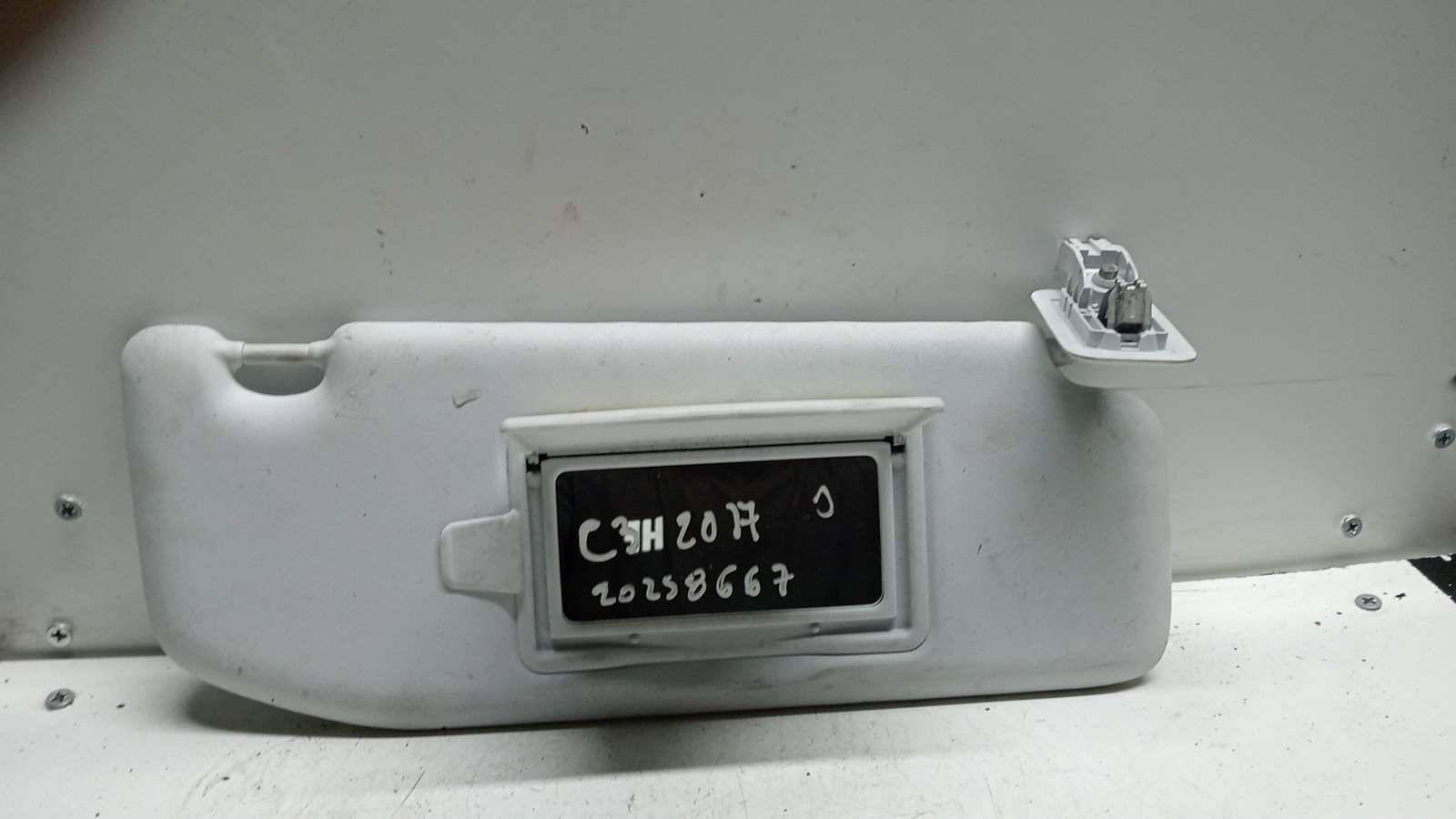 Farolim Stop Esq PEUGEOT 5008 II | 16 -  Imagem-2