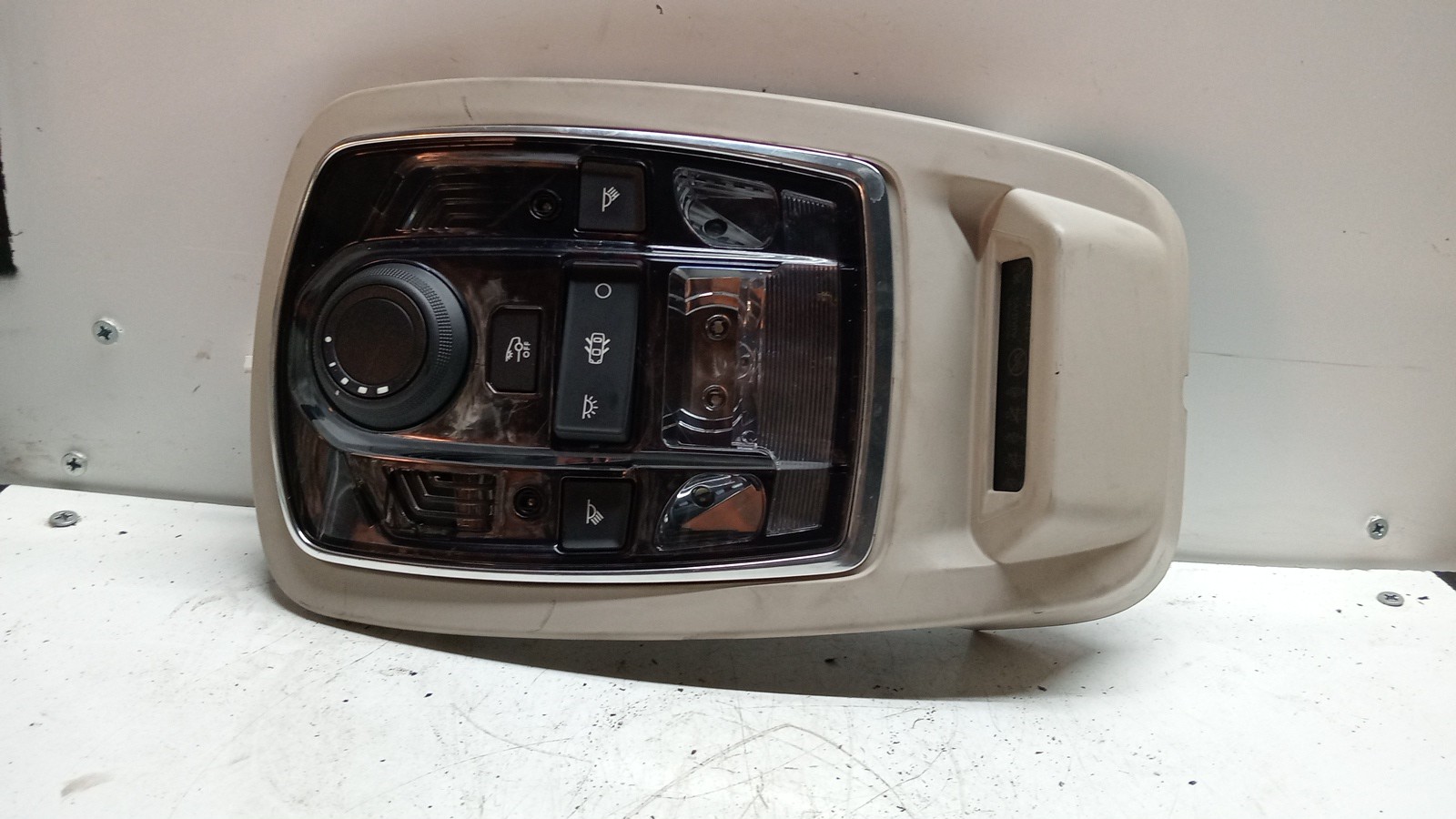 Plafounier PEUGEOT 508 I (8D_) | 10 - 18 Imagem-1