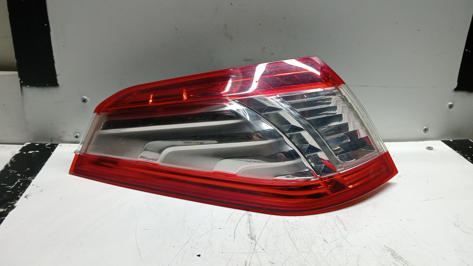 Farolim Stop Esq PEUGEOT 508 SW I (8E_) | 10 - 18 Imagem-1