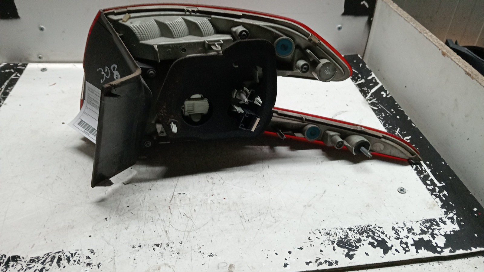 Farolim Stop Esq PEUGEOT 308 SW II | 14 -  Imagem-1