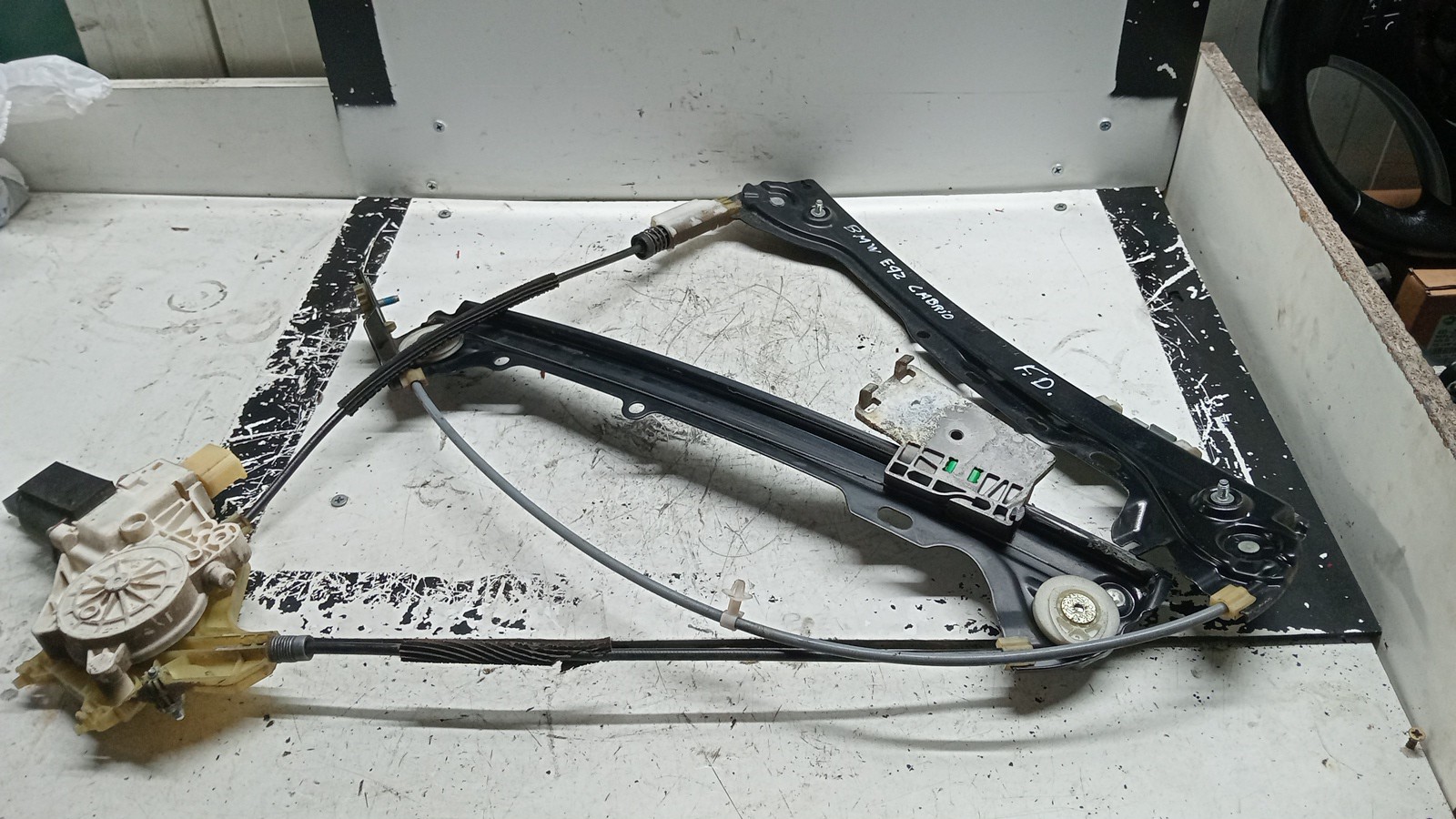 Elevador Frente Dto Electrico BMW 3 Coupé (E92) | 05 - 13 Imagem-1