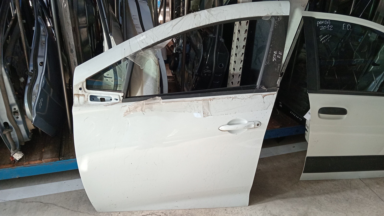 Porta Frente Esq RENAULT - ID S_120716