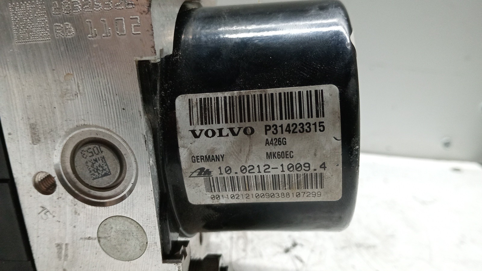 ABS VOLVO V40 Hatchback (525, 526) | 12 -  Imagem-1