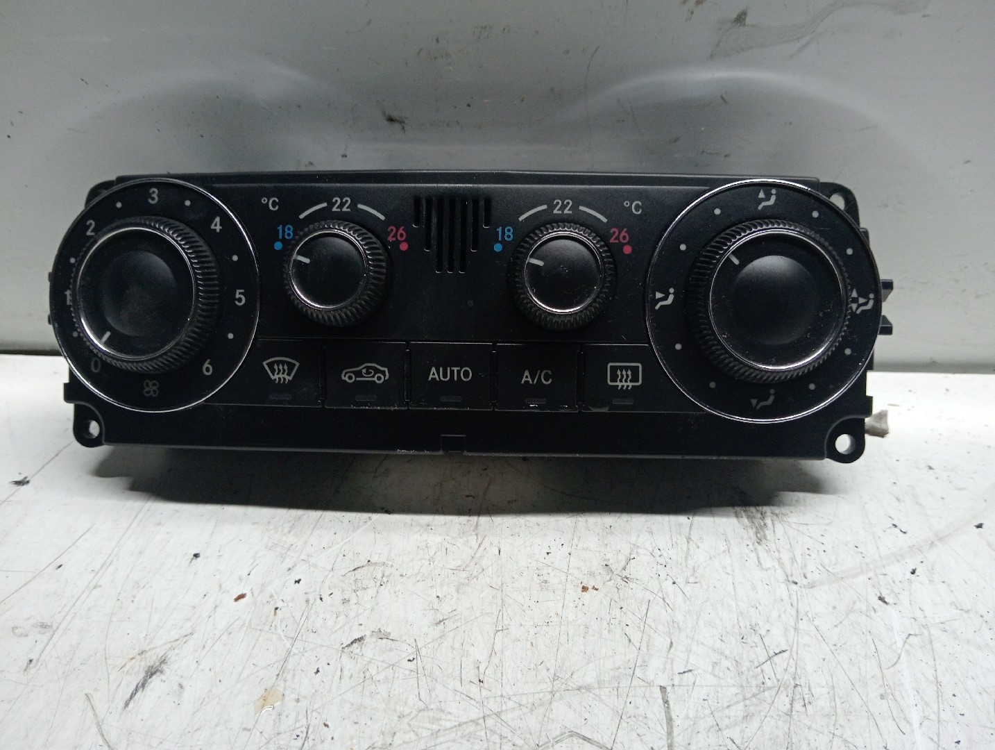 Comando de Chaufagem MERCEDES-BENZ - ID S_122050