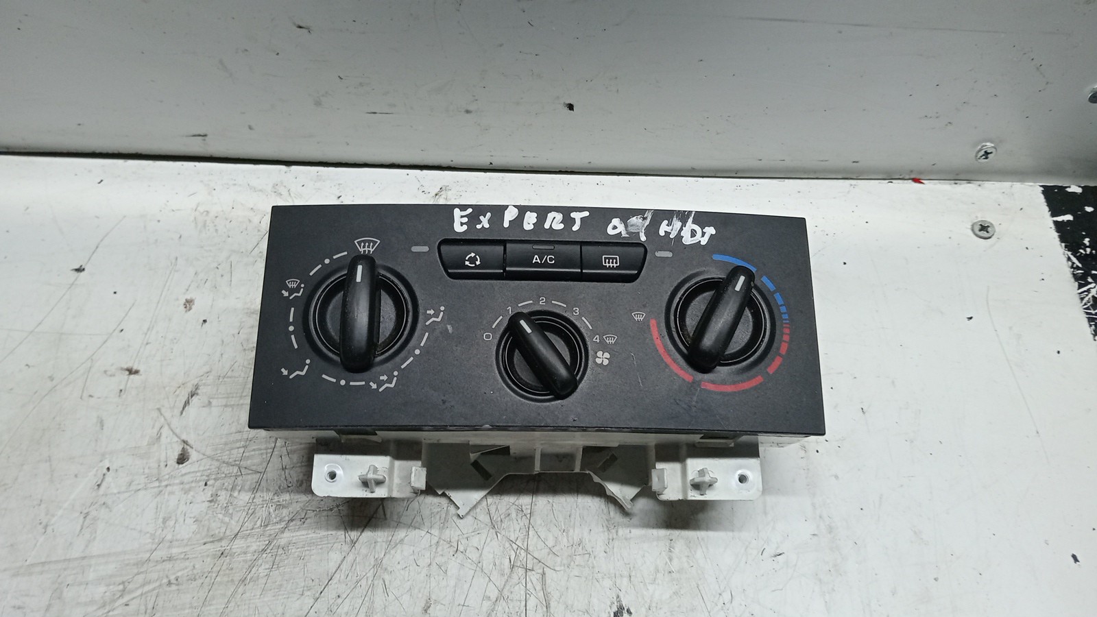 Comando de Chaufagem PEUGEOT - ID S_122118