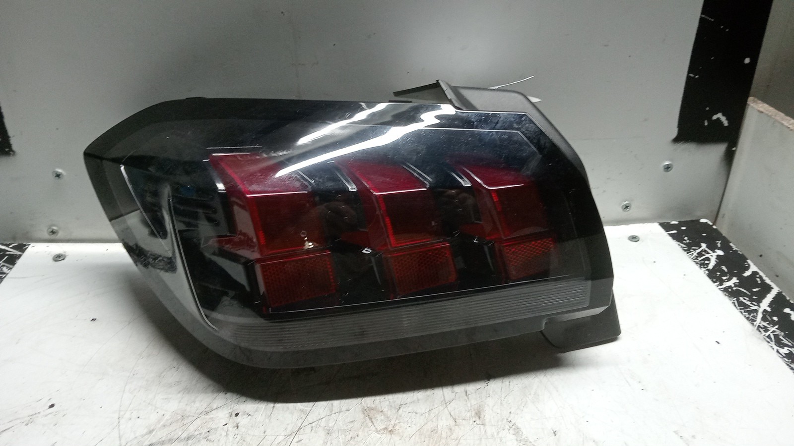 Farolim Stop Esq PEUGEOT - ID S_122200