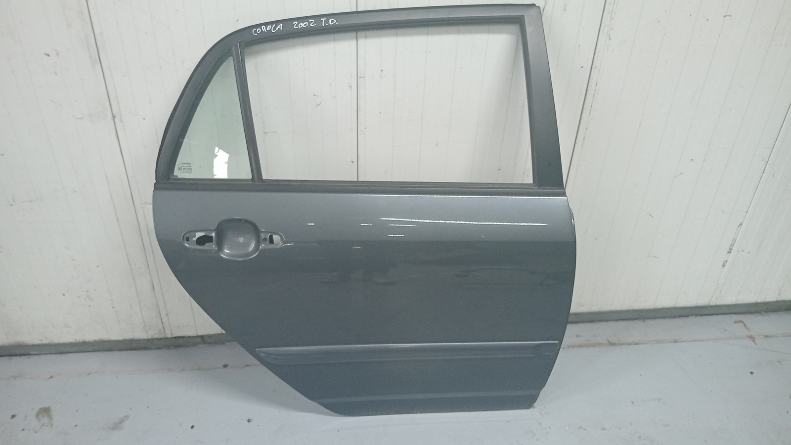 Porta Trás Drt TOYOTA COROLLA (_E12_) | 01 - 07 Imagem-1