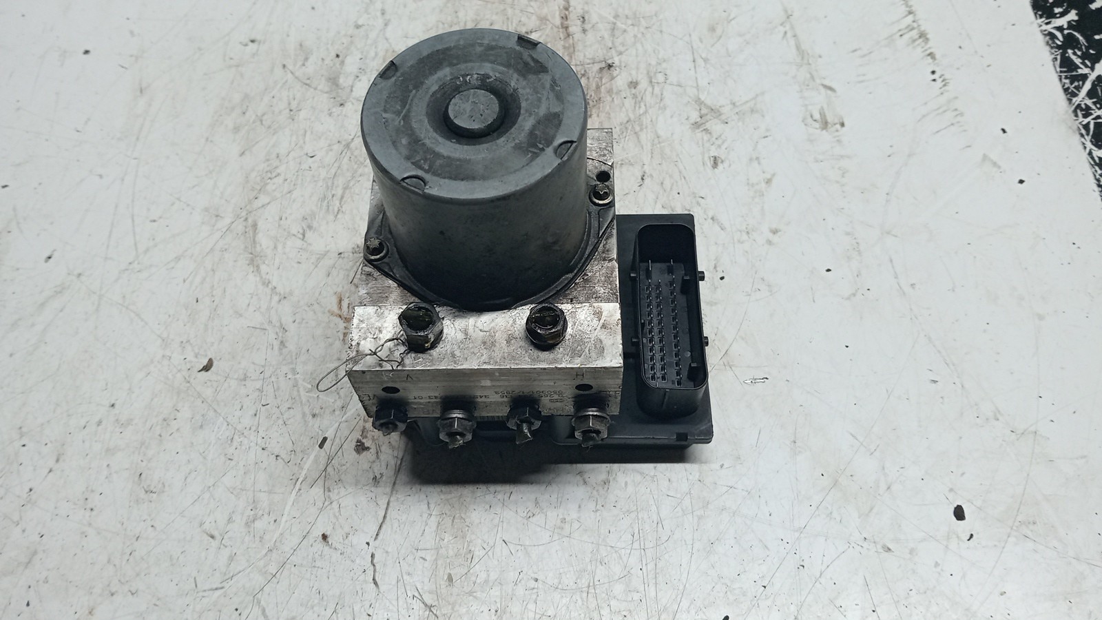 ABS BMW 5 Touring (E61) | 04 - 10 Imagem-2