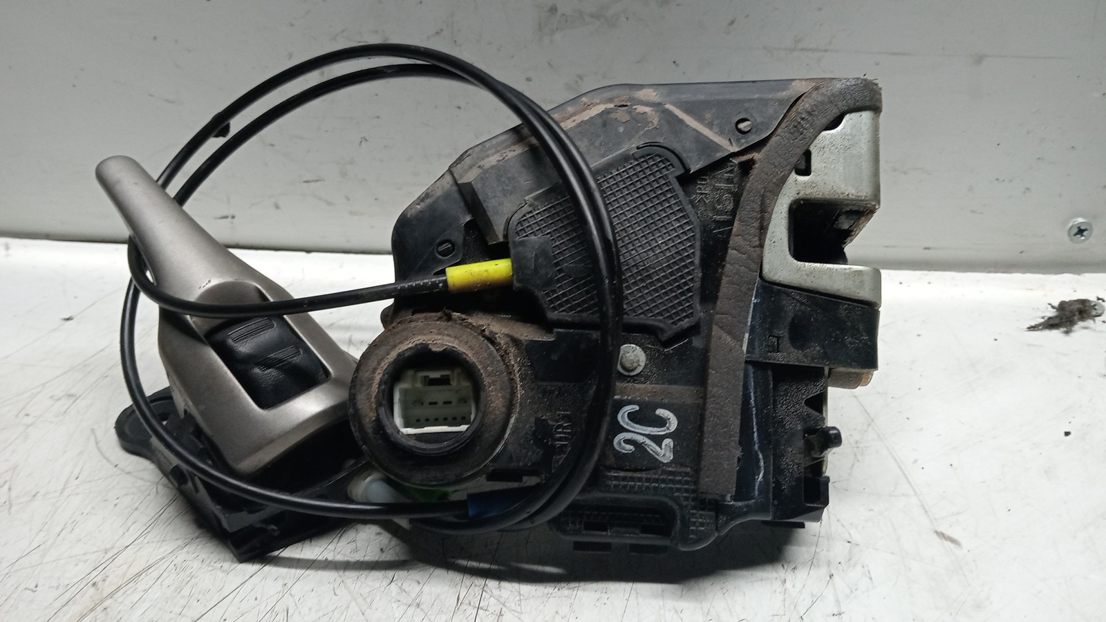 Fecho da Porta Trás Dto TOYOTA AURIS (_E15_) | 06 - 12 Imagem-1