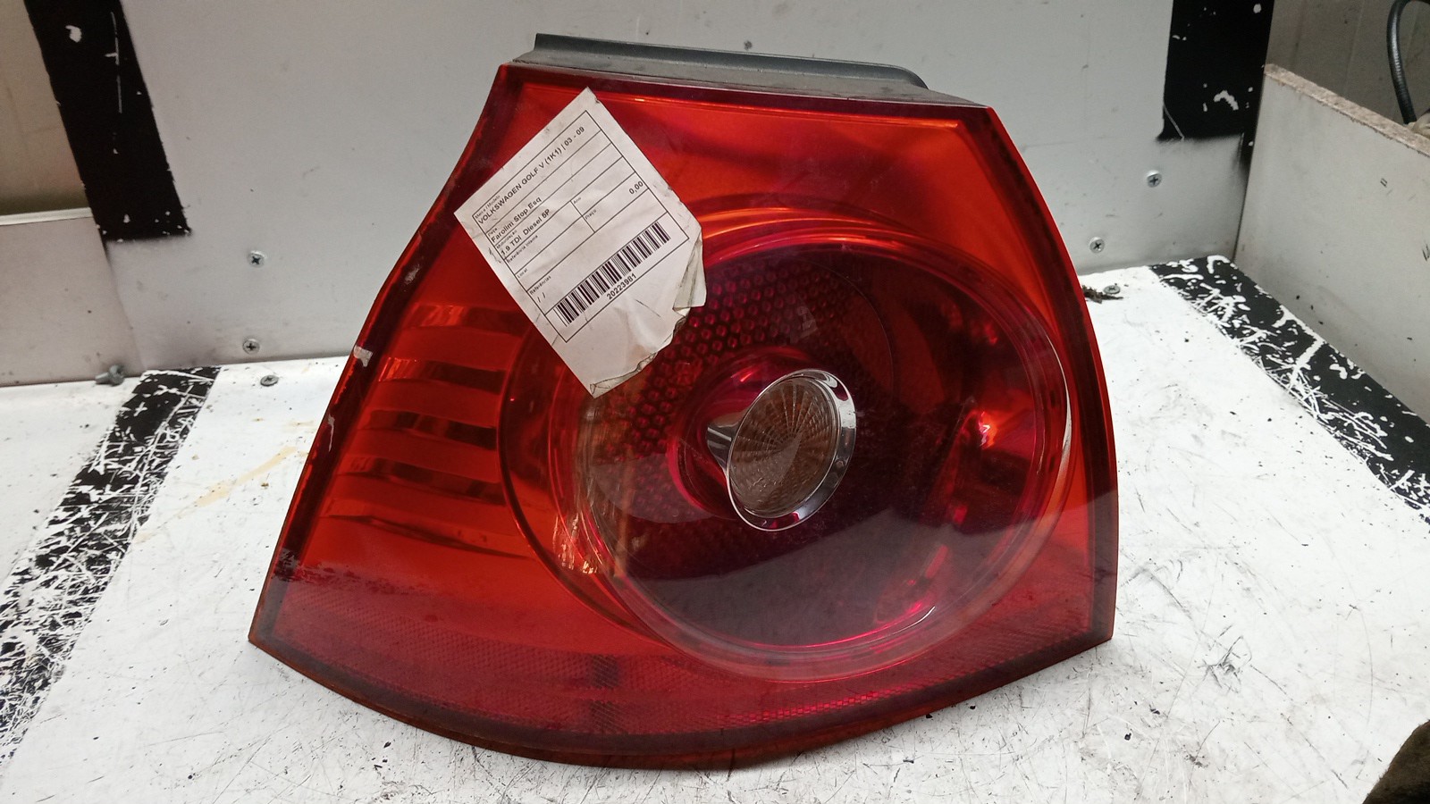 Farolim Stop Esq VOLKSWAGEN - ID S_83980