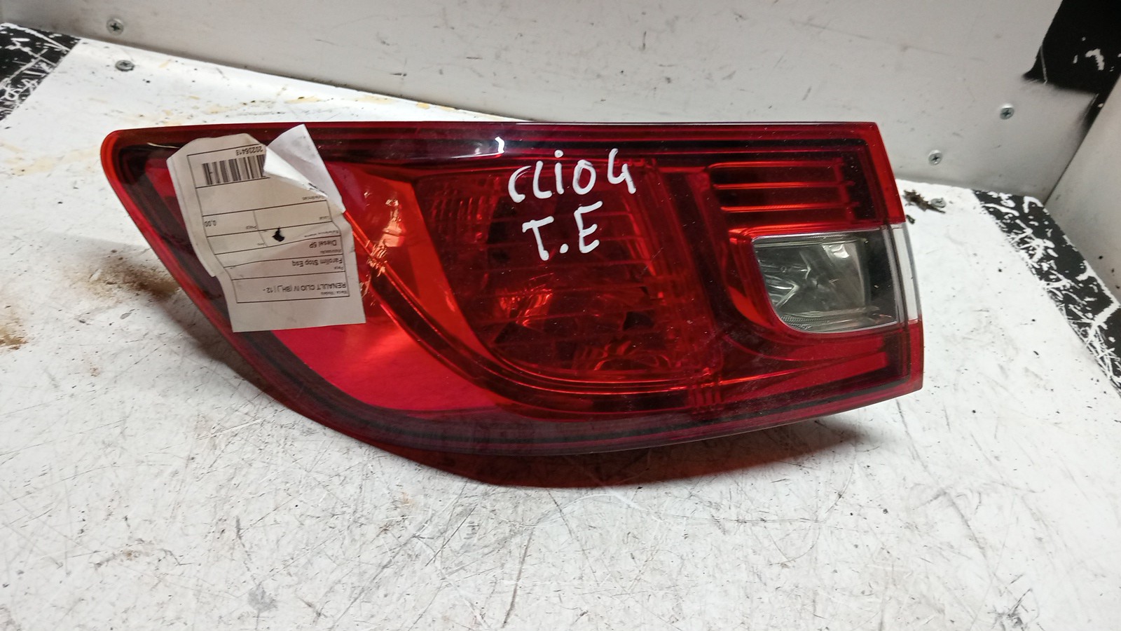 Farolim Stop Esq RENAULT - ID S_96417