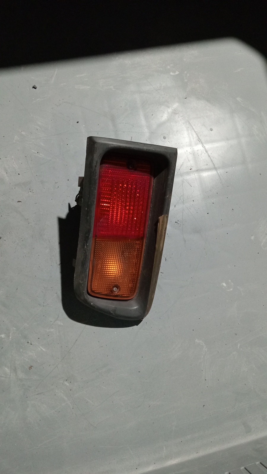 Farolim Stop Esq NISSAN PATROL GR V Wagon (Y61) | 97 -  Imagem-1