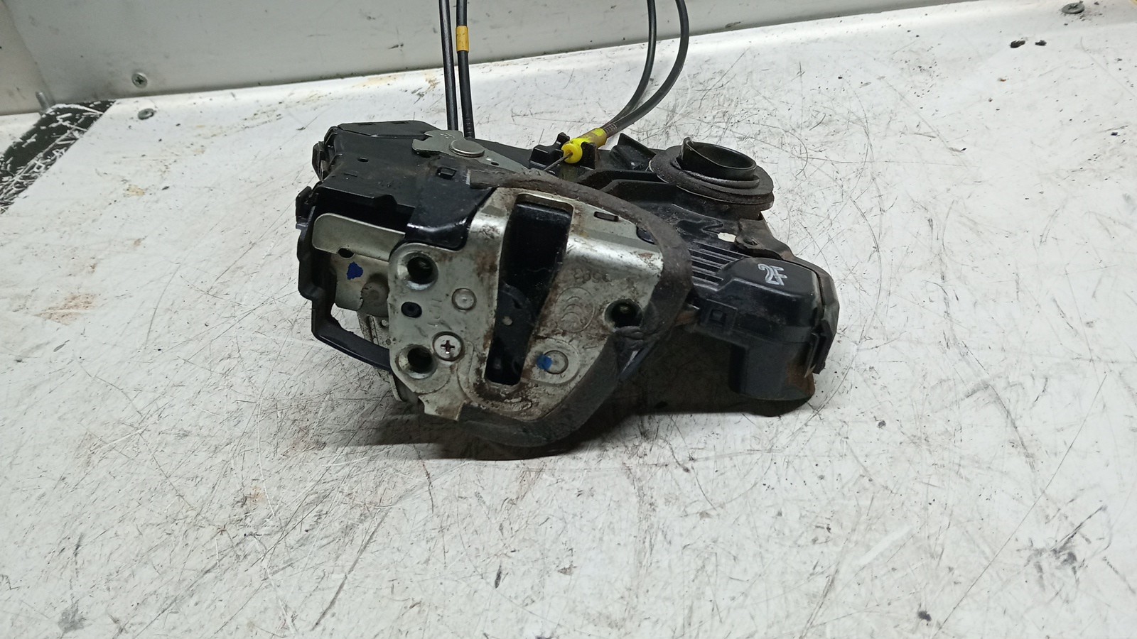 Fecho da Porta Frente Dto TOYOTA AURIS (_E15_) | 06 - 12 Imagem-1