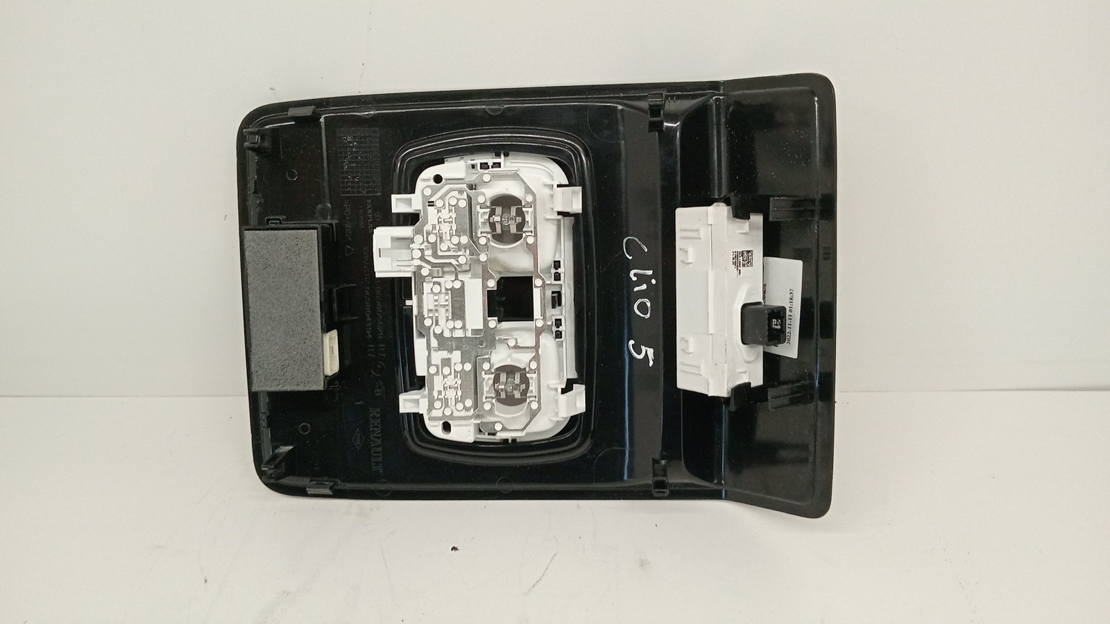 Plafounier RENAULT CLIO V ETECH140 2020- Imagem-1