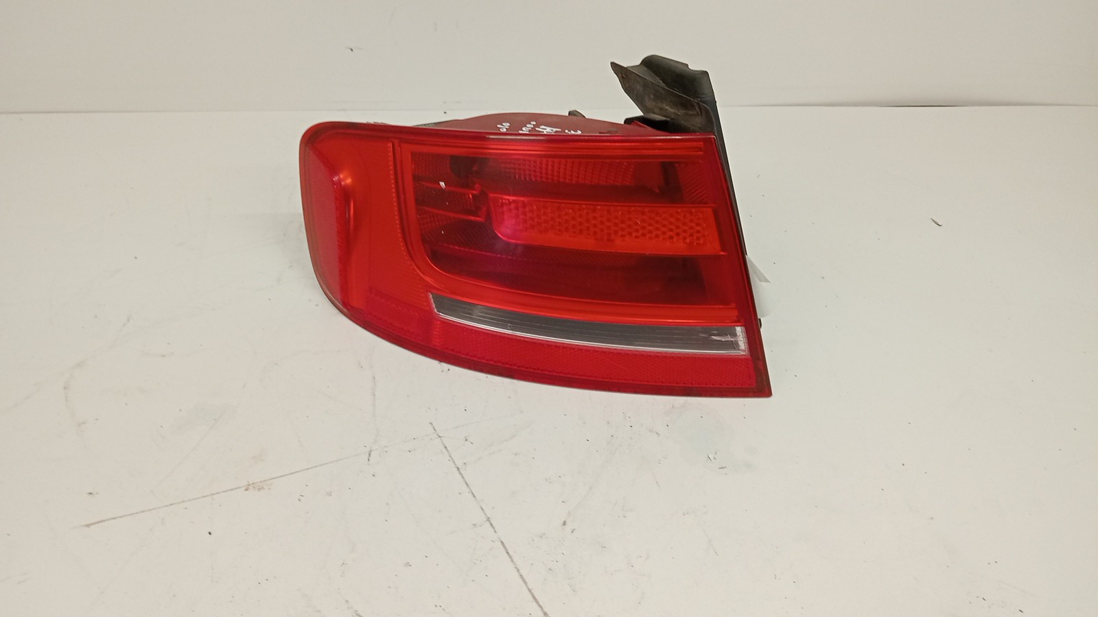 Farolim Stop Esq AUDI A4 (8K2, B8) | 07 - 15 Imagem-1