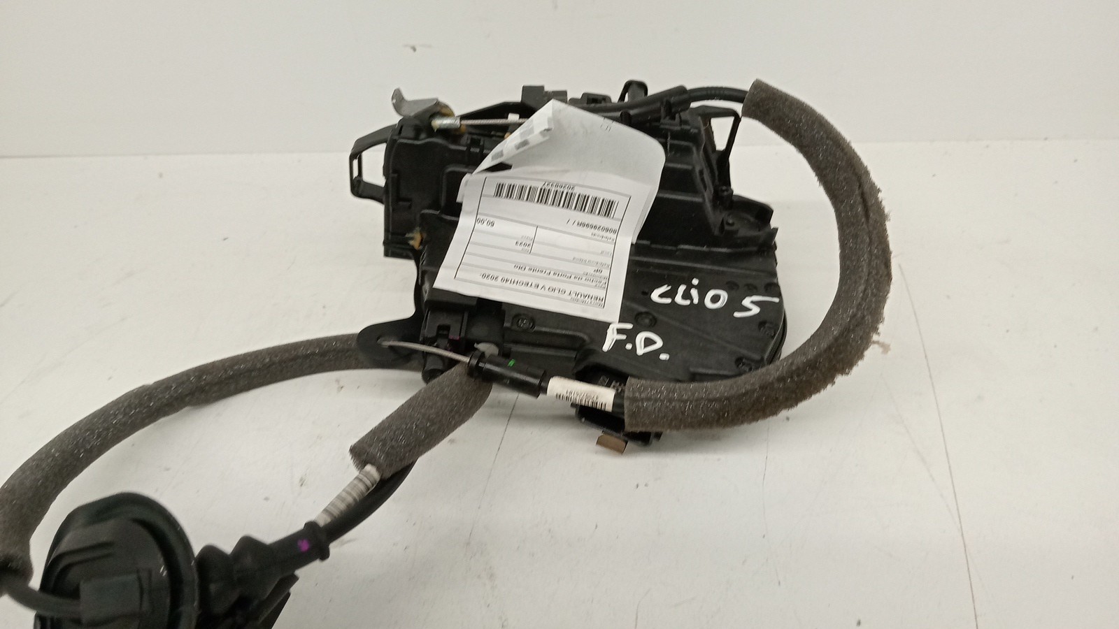 Fecho da Porta Frente Dto RENAULT CLIO V ETECH140 2020- Imagem-1