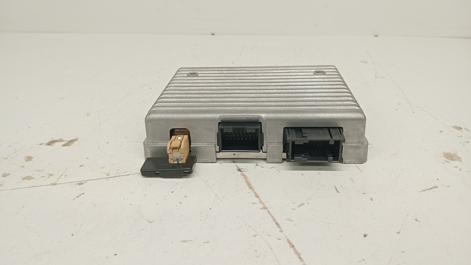 Modulo OPEL INSIGNIA A três volumes (G09) | 08 - 17 Imagem-1