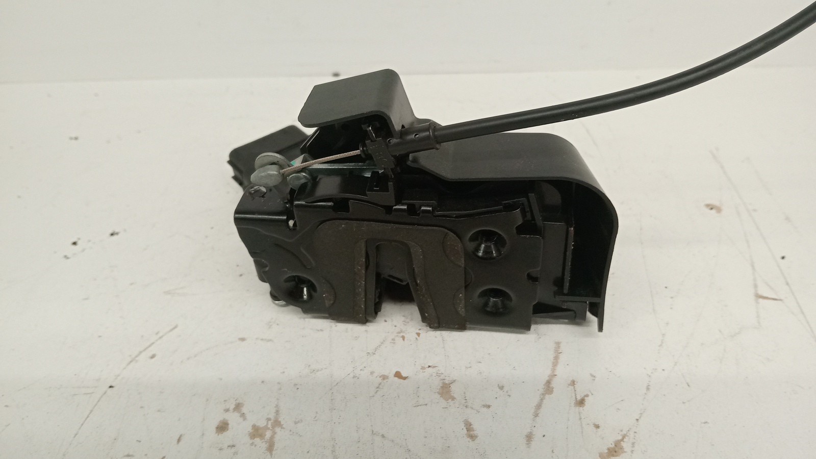 Fecho da Porta Trás Esq FORD FOCUS III Turnier | 10 -  Imagem-1