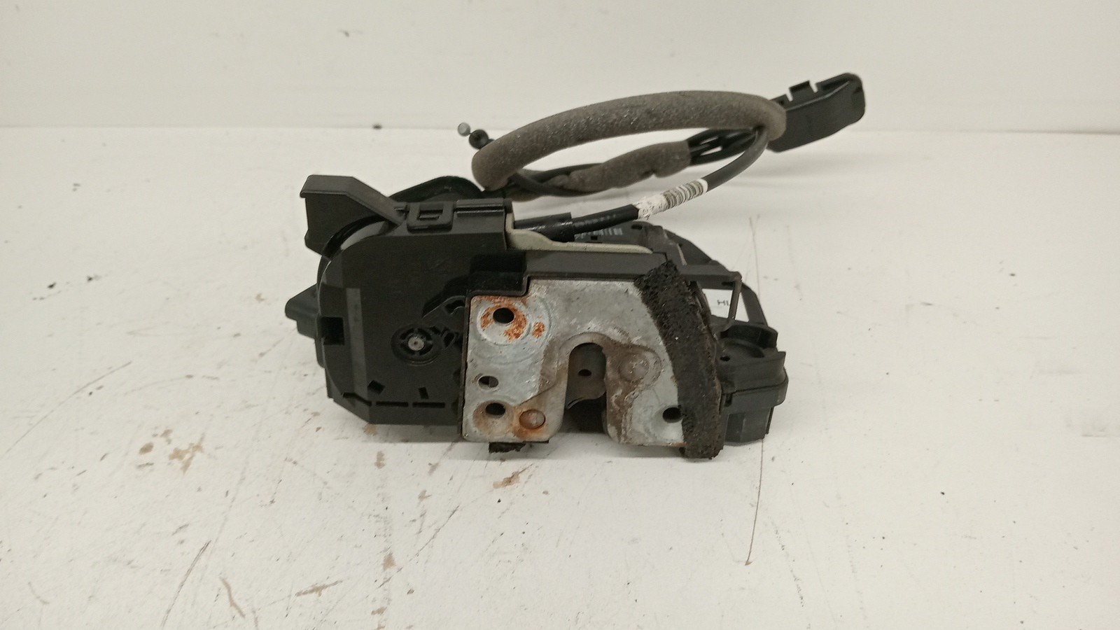 Fecho da Porta Trás Esq RENAULT CAPTUR I (J5_, H5_) | 13 -  Imagem-1