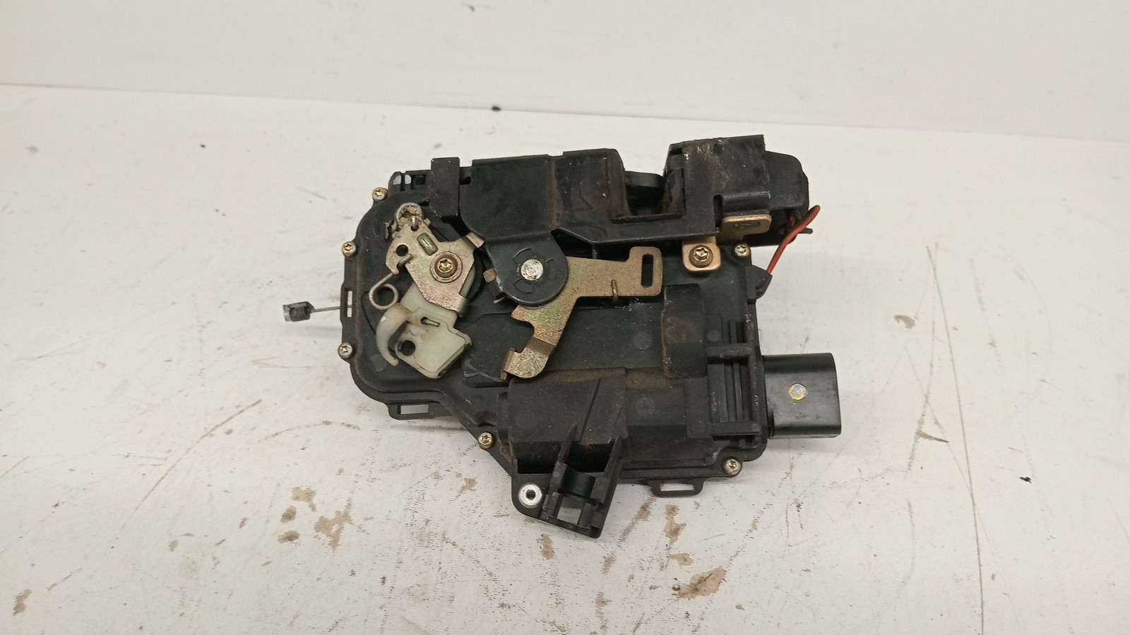 Fecho da Porta Frente Dto VOLKSWAGEN GOLF IV (1J1) | 97 - 07 Imagem-1