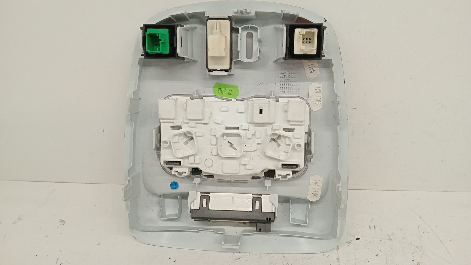 Plafounier PEUGEOT 308 II | 13 -  Imagem-1