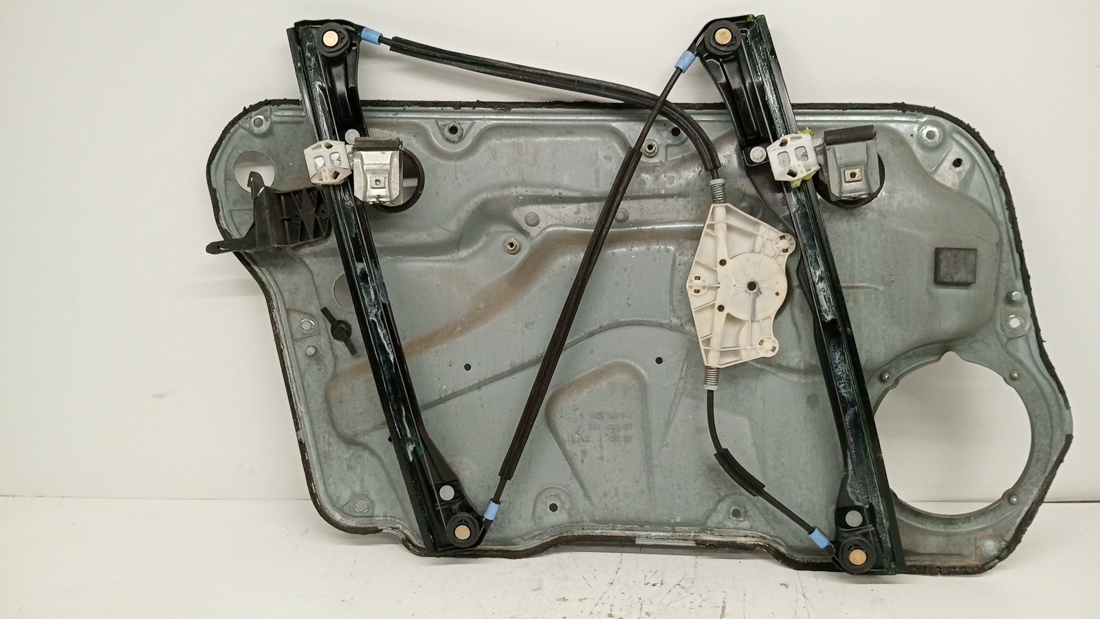 Elevador Frente Dto Electrico VOLKSWAGEN GOLF IV (1J1) | 97 - 07 Imagem-1