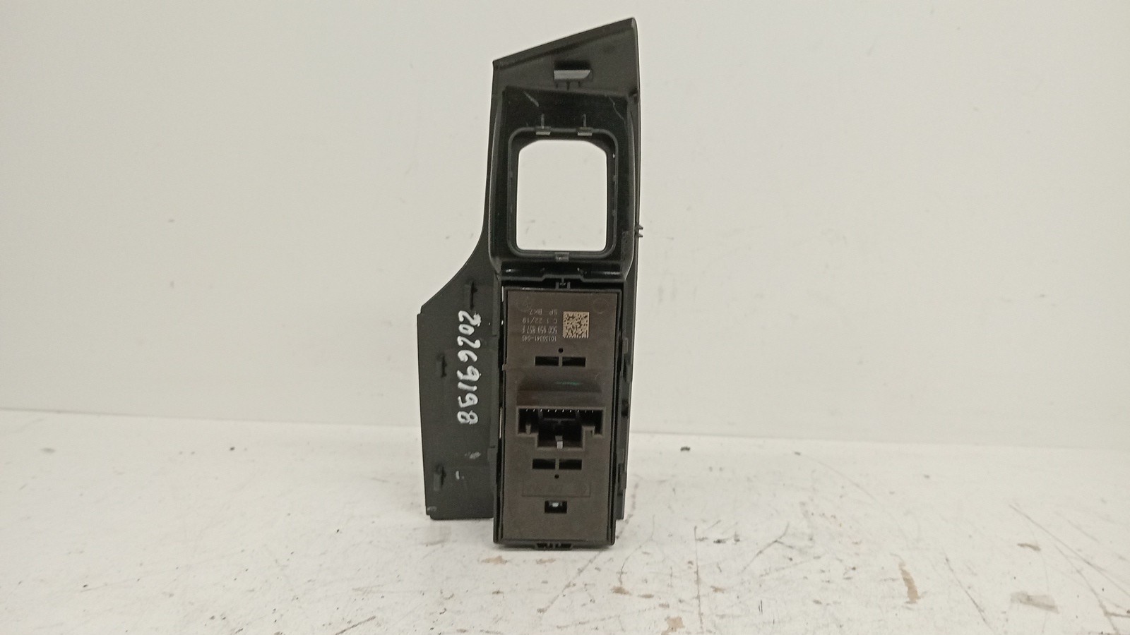 Interruptor de vidros SEAT ARONA (KJ7) | 17 -  Imagem-1