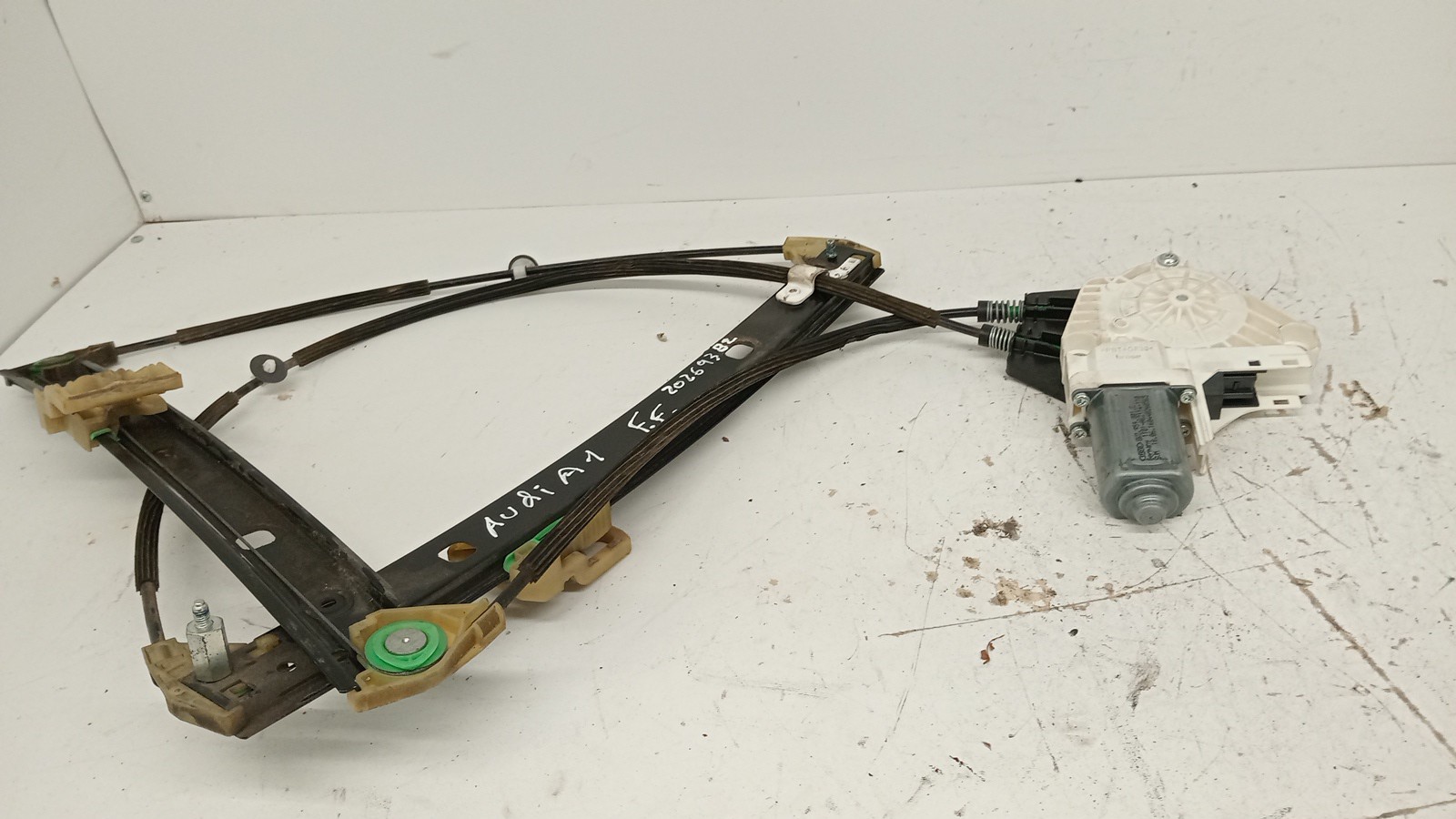 Elevador Frente Esq Electrico AUDI A1 (8X1, 8XK) | 10 - 18 Imagem-1