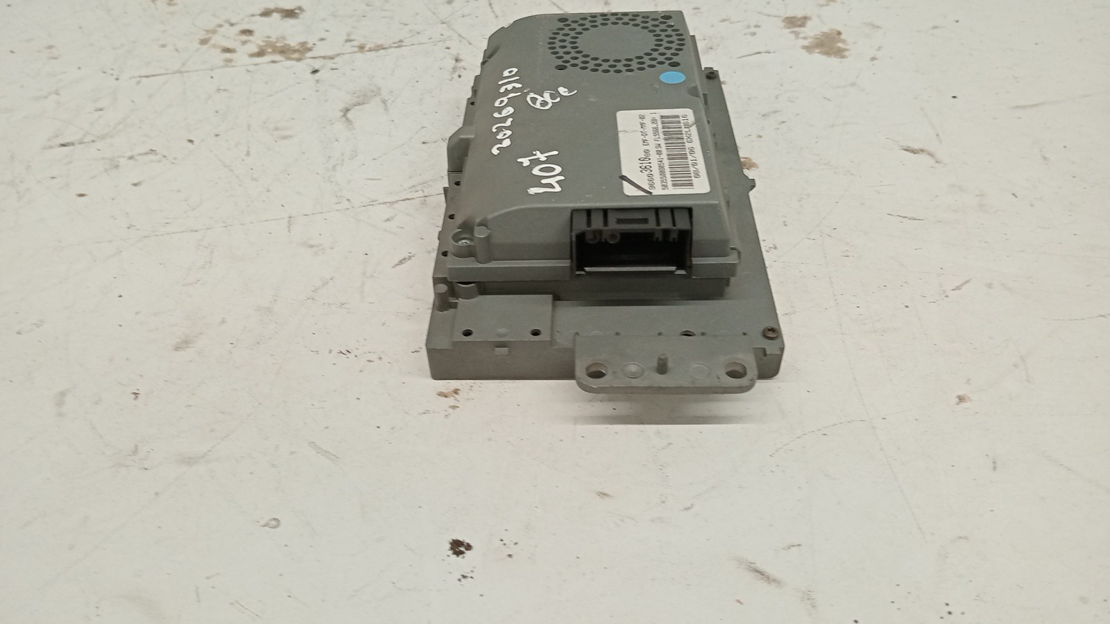 Display PEUGEOT 407 (6D_) | 04 - 11 Imagem-2