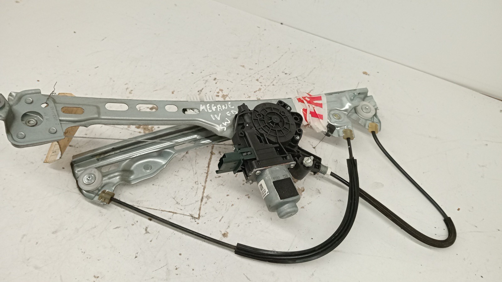 Elevador Frente Dto Electrico RENAULT MEGANE IV três volumes | 16 -  Imagem-1