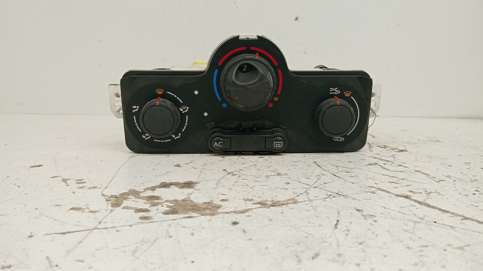 Comando de Chaufagem RENAULT CLIO III (BR0/1, CR0/1) | 05 -  Imagem-1